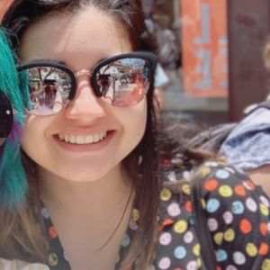 Meet your Posher, Stephany